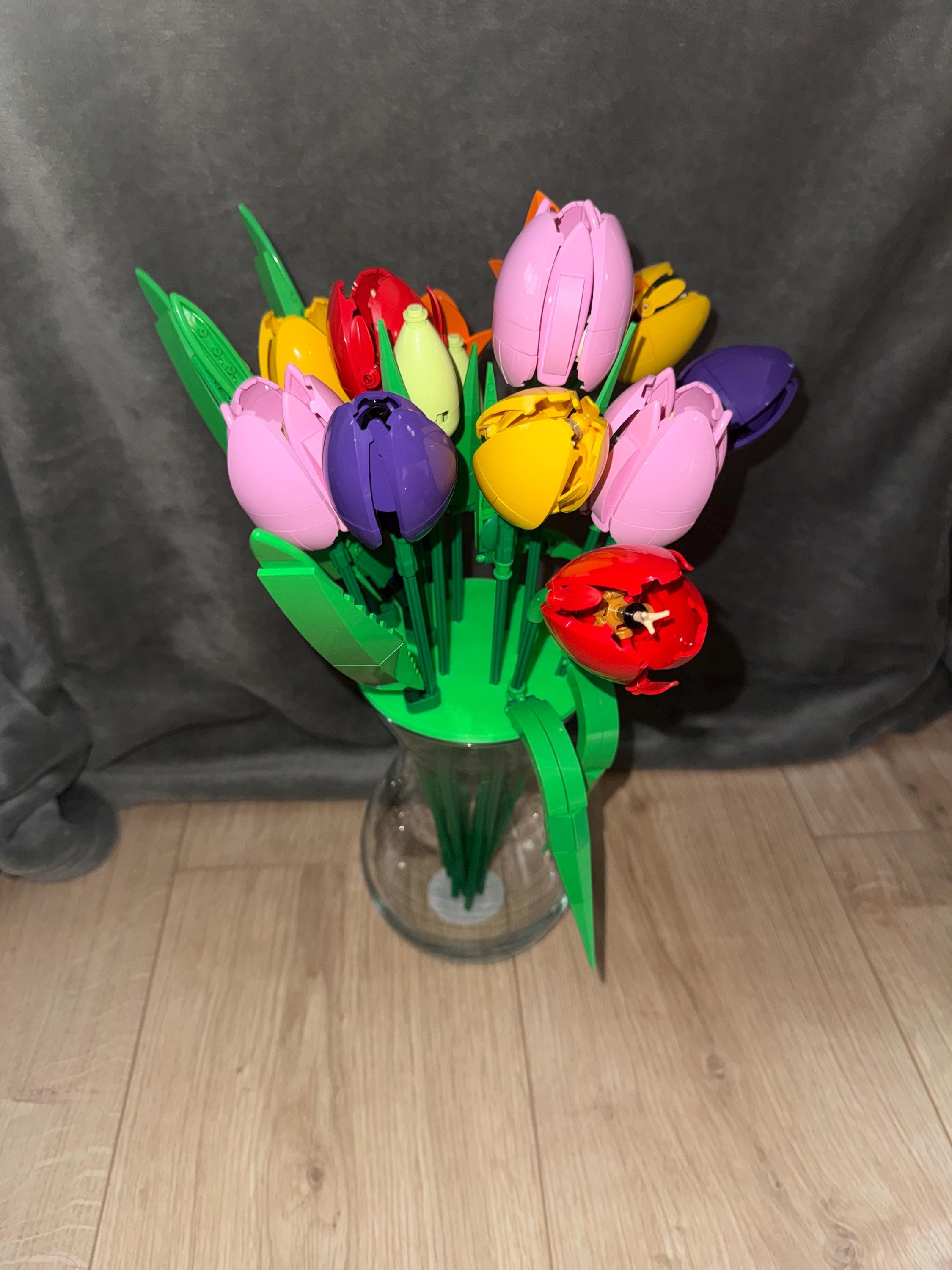 Vase display insert (flower frog) for vase flowers compatible with Lego made to fit your vase