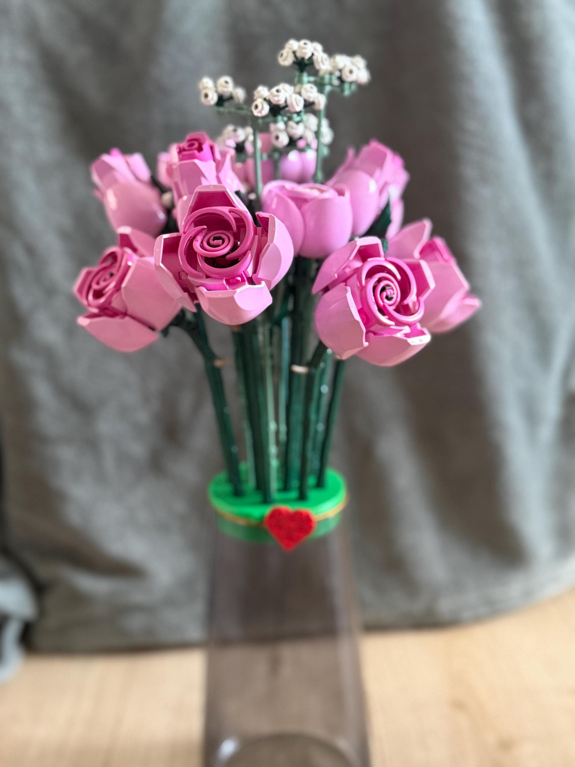 Bouquet vase insert (flower frog) for brick flowers compatible with Lego flowers made to fit your vase