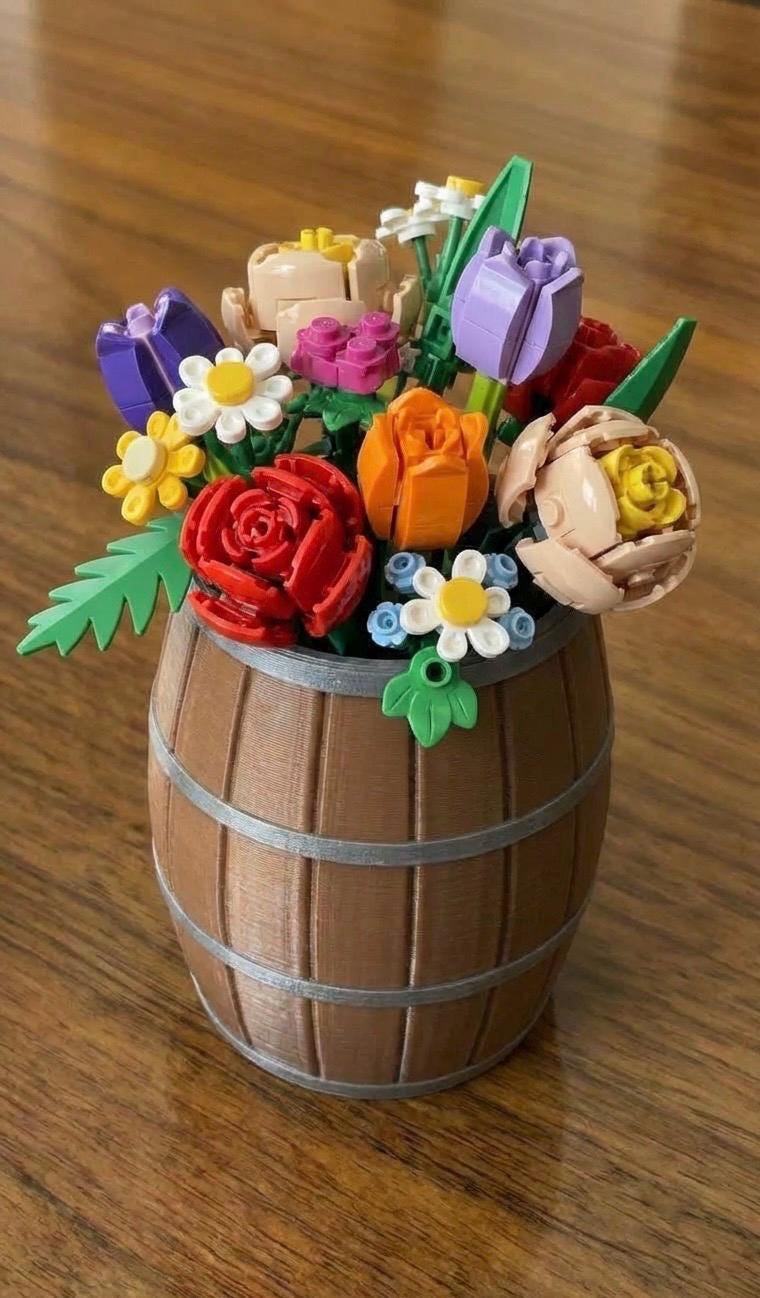Large Lego Barrel Vase for LEGO Botanicals - Hand-Finished 3D Printed Gift for LEGO Lovers - Rustic Office Decor & Creative Flower Pot