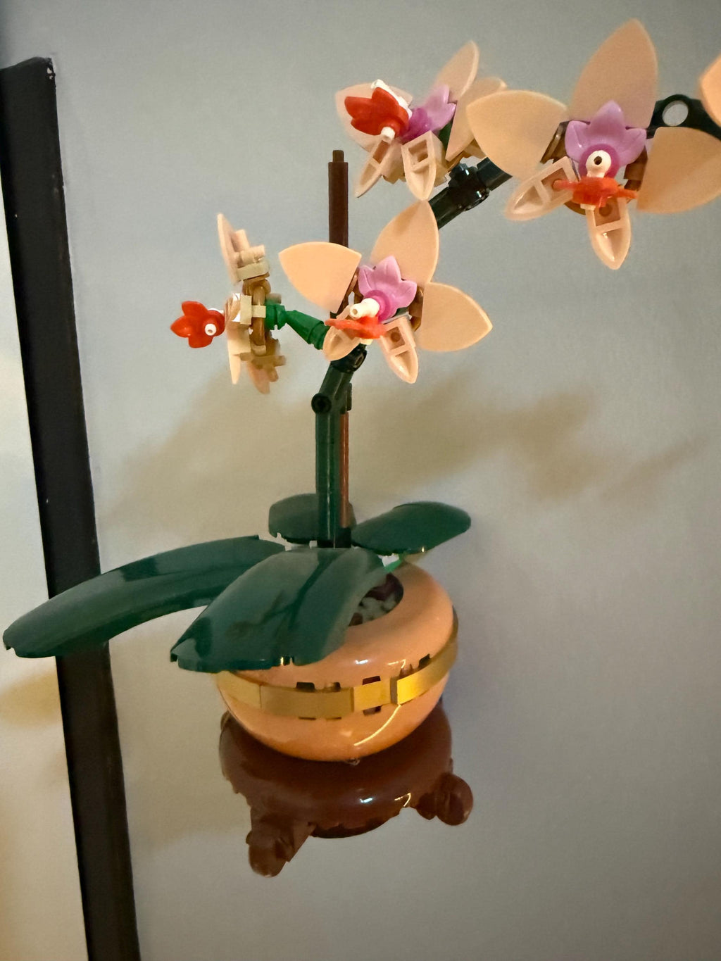 Brick Mini Orchid  10343 wall mount compatible with Lego 10369 10368